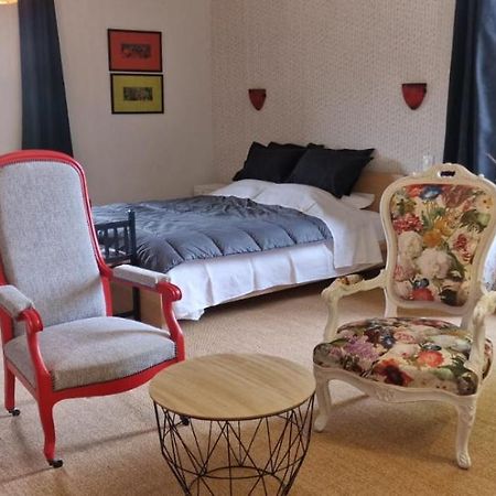 La Maison Forte - Chambres Et Table D'Hotes Millery  ภายนอก รูปภาพ