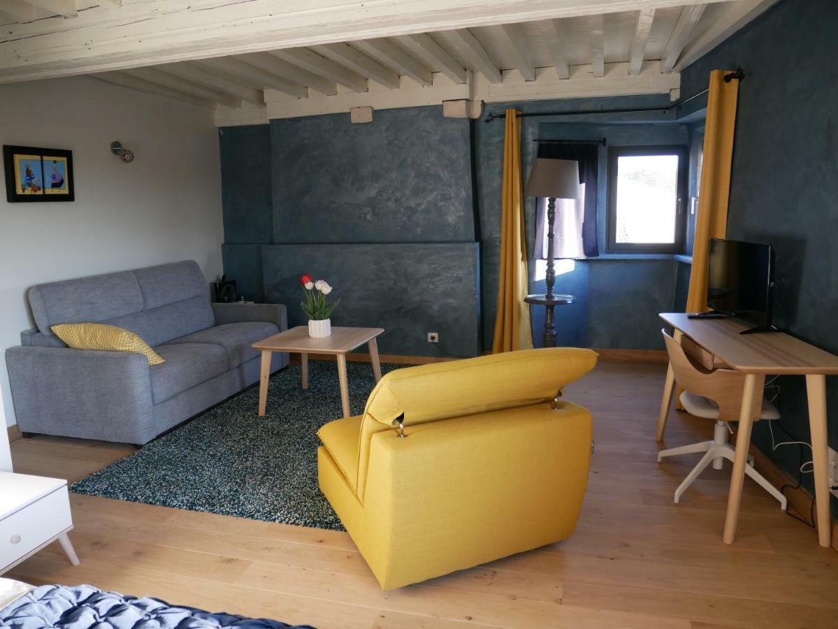 La Maison Forte - Chambres Et Table D'Hotes Millery  ภายนอก รูปภาพ